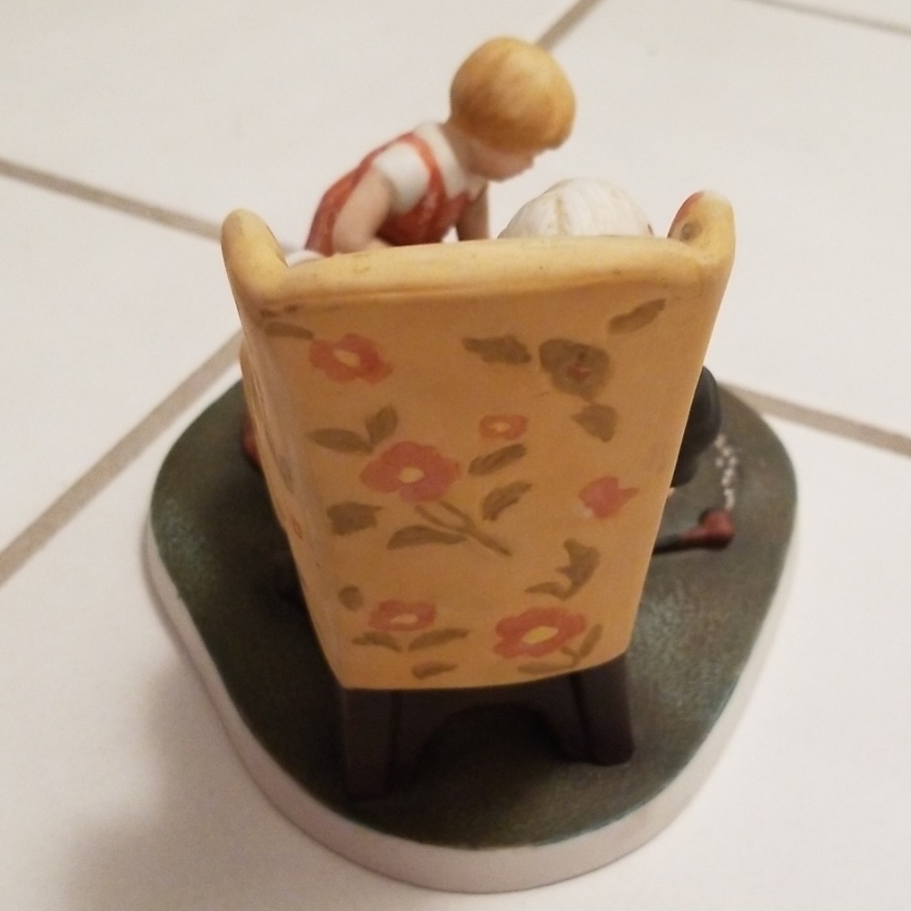 NORMAN ROCKWELL Grandpa's Guardian Figurine - Picture 3 of 7